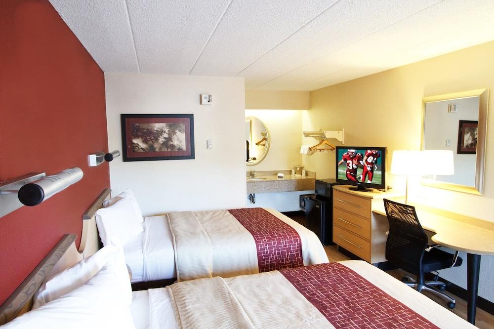 Red Roof Inn Princeton - Ewing Лорънсвил Екстериор снимка