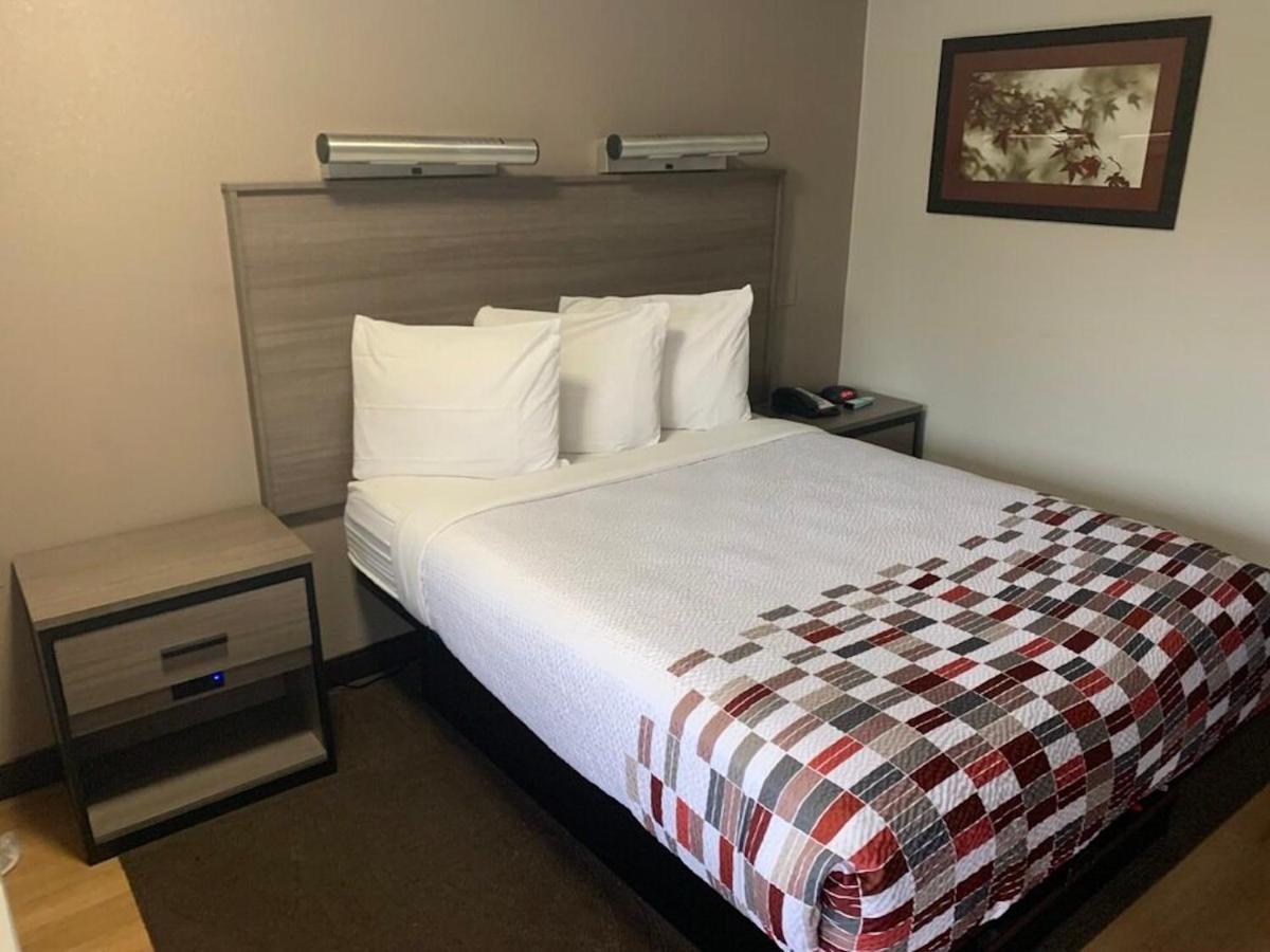 Red Roof Inn Princeton - Ewing Лорънсвил Екстериор снимка